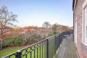 Photo 10- click for photo gallery